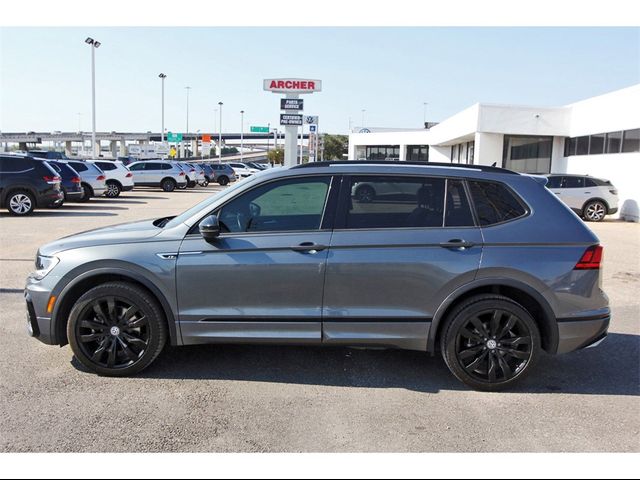 2020 Volkswagen Tiguan SE R-Line Black