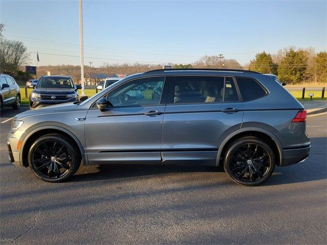 2020 Volkswagen Tiguan SE R-Line Black