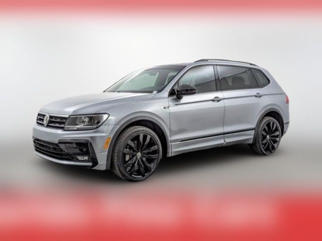 2020 Volkswagen Tiguan SE R-Line Black