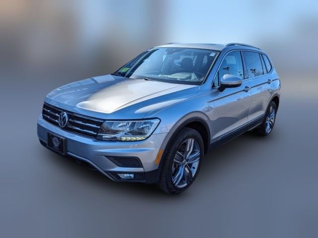 2020 Volkswagen Tiguan SE R-Line Black