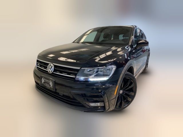 2020 Volkswagen Tiguan SE R-Line Black