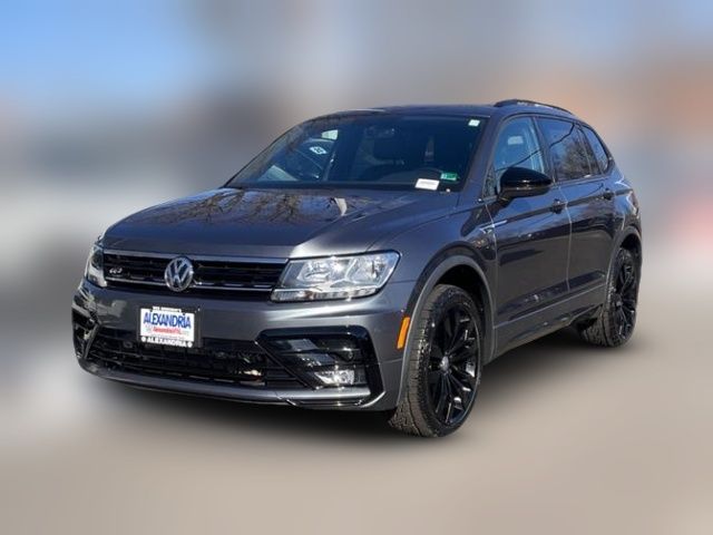 2020 Volkswagen Tiguan SE R-Line Black