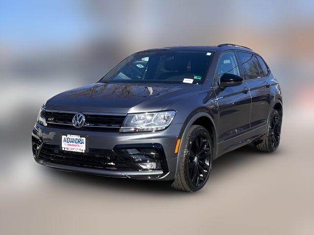 2020 Volkswagen Tiguan SE R-Line Black