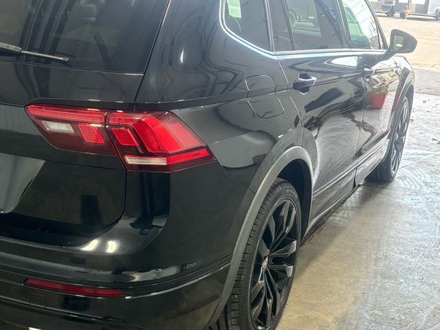 2020 Volkswagen Tiguan SE R-Line Black