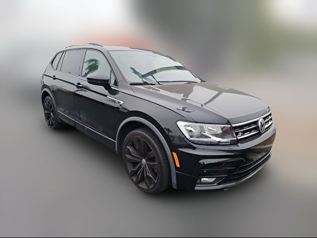 2020 Volkswagen Tiguan SE R-Line Black