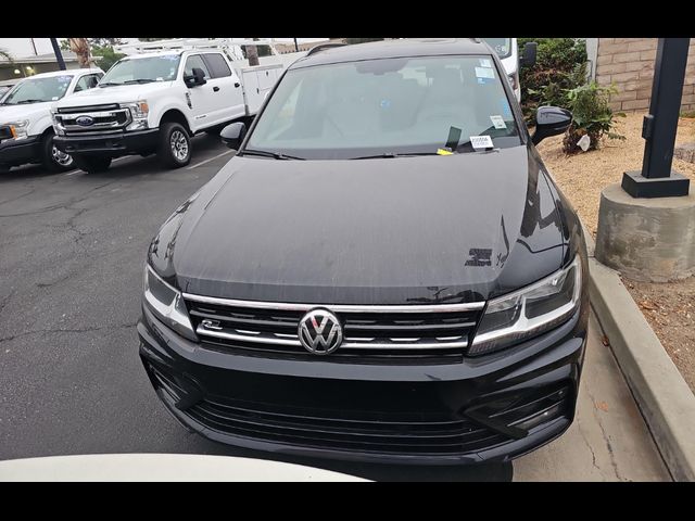 2020 Volkswagen Tiguan SE R-Line Black