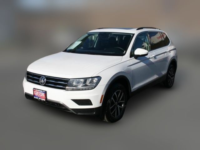 2020 Volkswagen Tiguan SE R-Line Black