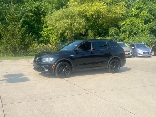 2020 Volkswagen Tiguan SE R-Line Black