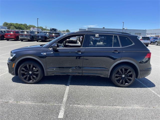 2020 Volkswagen Tiguan SE R-Line Black