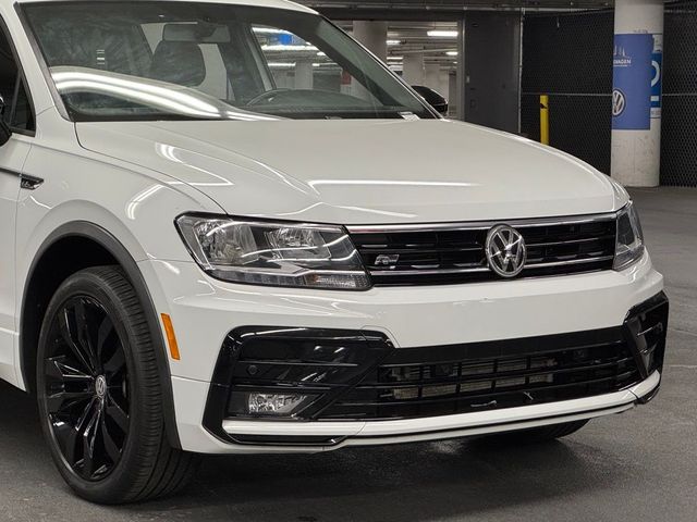 2020 Volkswagen Tiguan SE R-Line Black