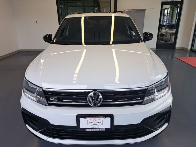 2020 Volkswagen Tiguan SE R-Line Black