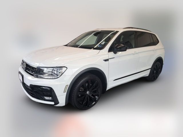 2020 Volkswagen Tiguan SE R-Line Black