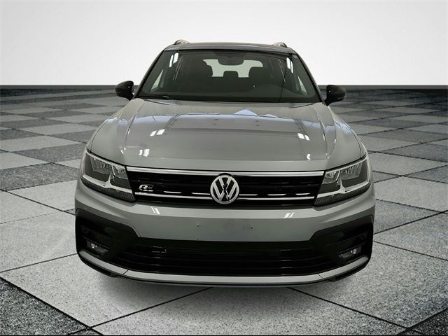 2020 Volkswagen Tiguan SE R-Line Black