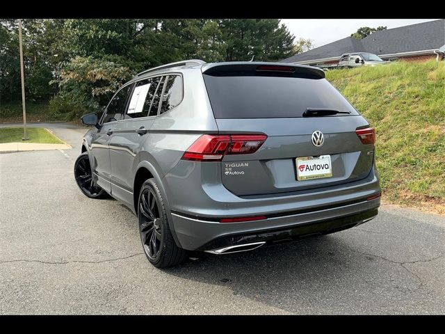 2020 Volkswagen Tiguan SE R-Line Black