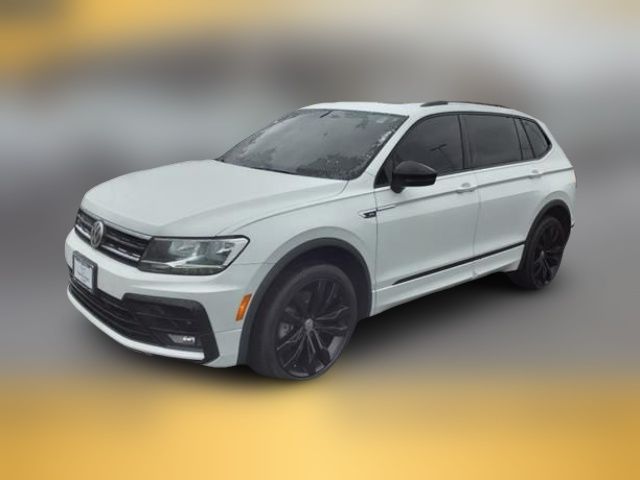 2020 Volkswagen Tiguan SE R-Line Black