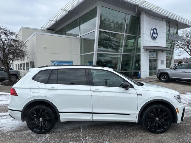 2020 Volkswagen Tiguan SE R-Line Black