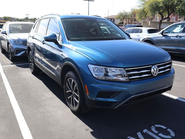 2020 Volkswagen Tiguan SE R-Line Black