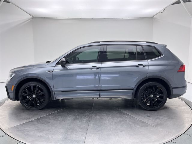 2020 Volkswagen Tiguan SE R-Line Black