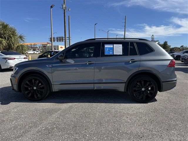 2020 Volkswagen Tiguan SE R-Line Black