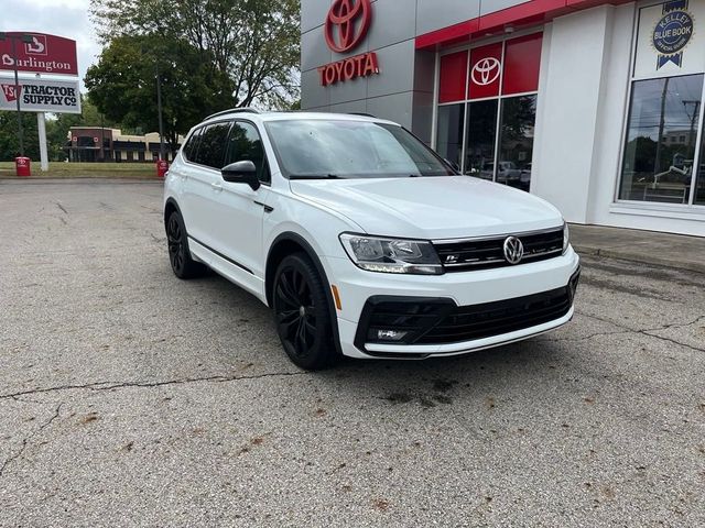 2020 Volkswagen Tiguan SE R-Line Black