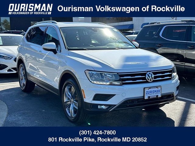 2020 Volkswagen Tiguan SE R-Line Black