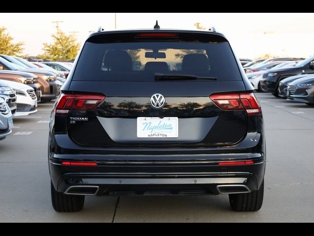 2020 Volkswagen Tiguan SE R-Line Black