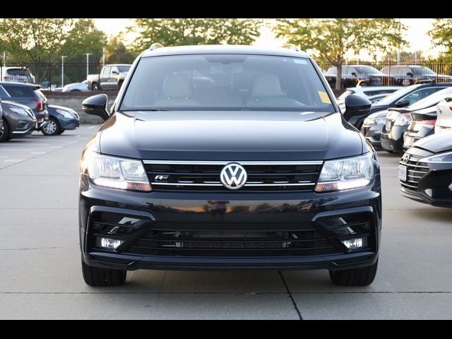 2020 Volkswagen Tiguan SE R-Line Black