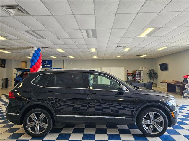 2020 Volkswagen Tiguan SE R-Line Black