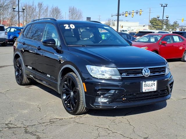 2020 Volkswagen Tiguan SE R-Line Black
