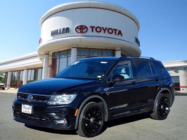 2020 Volkswagen Tiguan SE R-Line Black