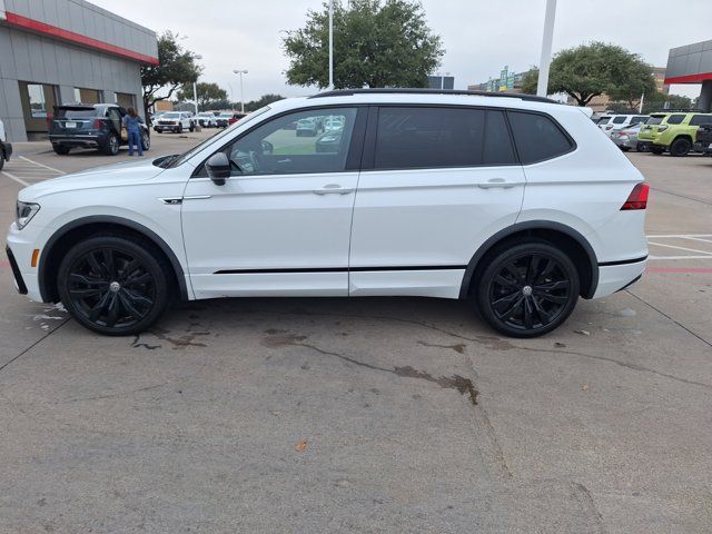 2020 Volkswagen Tiguan SE R-Line Black