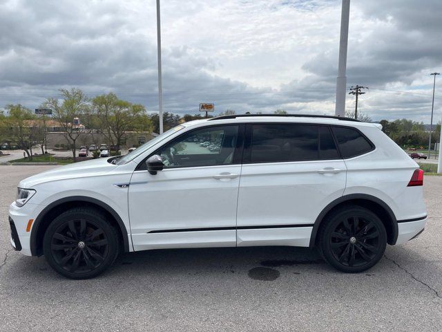 2020 Volkswagen Tiguan SE R-Line Black
