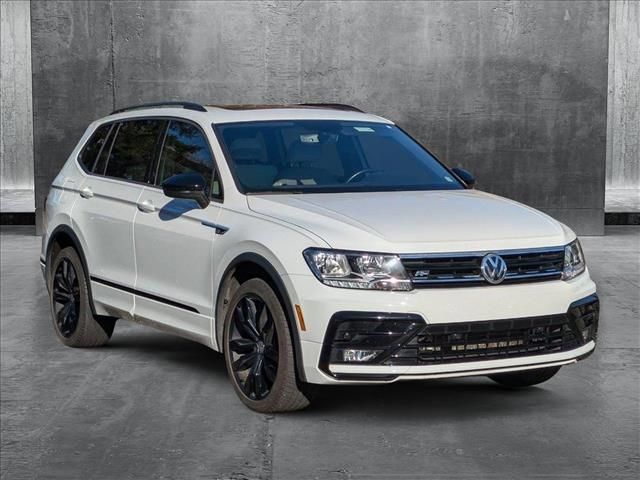 2020 Volkswagen Tiguan SE R-Line Black