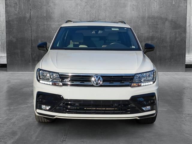 2020 Volkswagen Tiguan SE R-Line Black