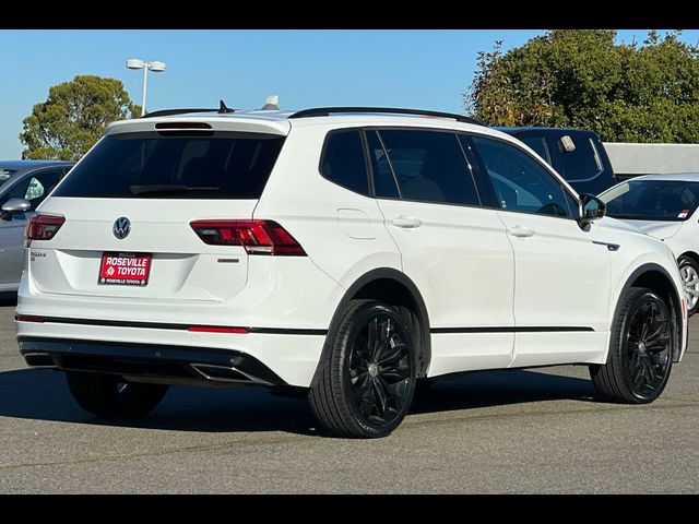 2020 Volkswagen Tiguan SE R-Line Black