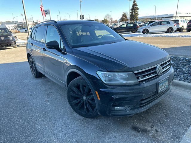 2020 Volkswagen Tiguan SE R-Line Black