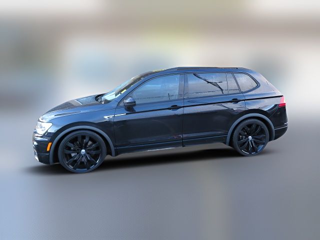 2020 Volkswagen Tiguan SE R-Line Black