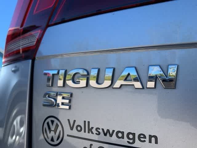 2020 Volkswagen Tiguan SE R-Line Black