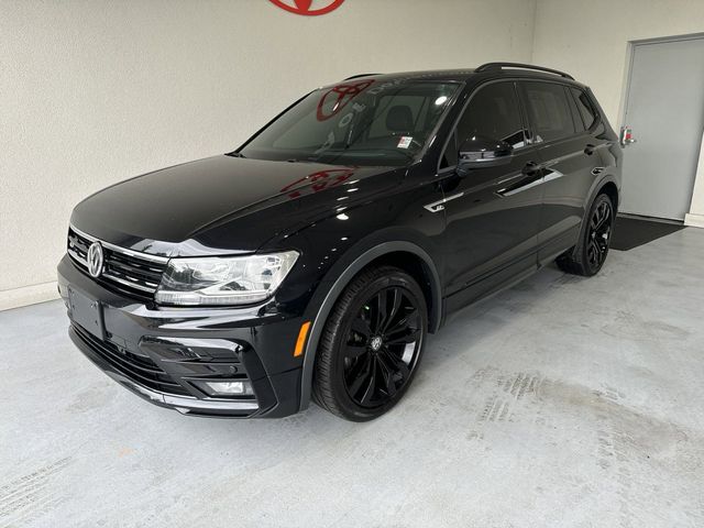 2020 Volkswagen Tiguan SE R-Line Black