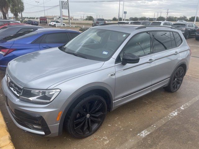 2020 Volkswagen Tiguan SE R-Line Black