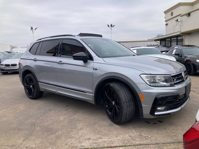 2020 Volkswagen Tiguan SE R-Line Black