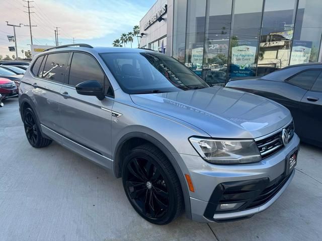 2020 Volkswagen Tiguan SE R-Line Black