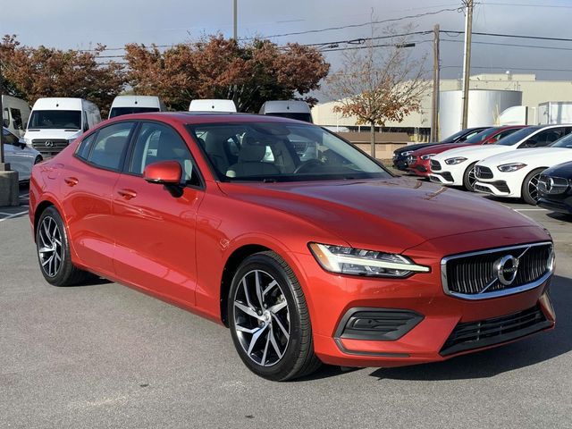 2020 Volvo S60 Momentum