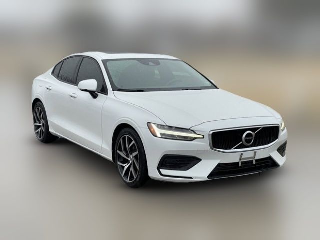 2020 Volvo S60 Momentum