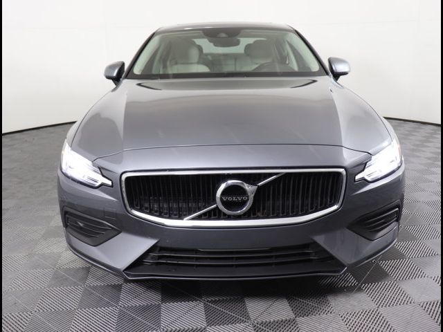 2020 Volvo S60 Momentum