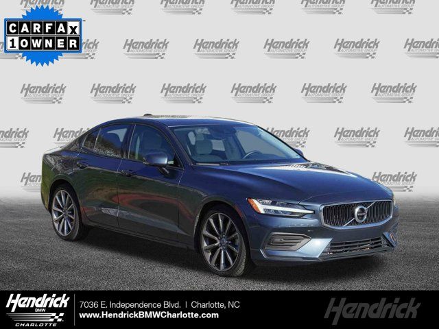 2020 Volvo S60 Momentum