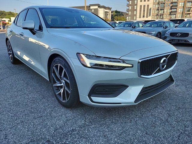 2020 Volvo S60 Momentum