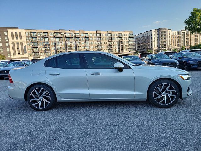 2020 Volvo S60 Momentum