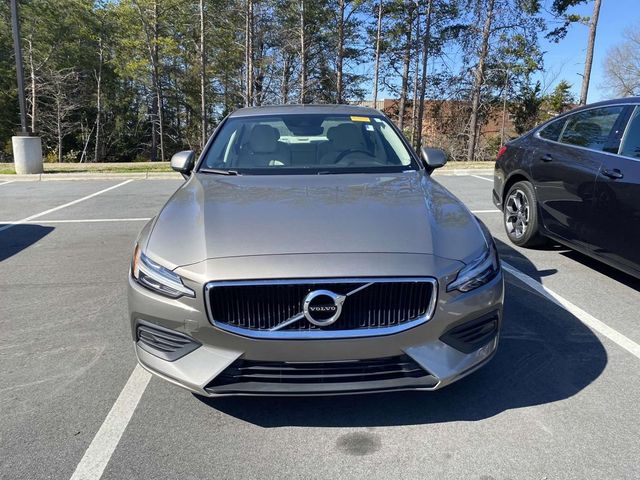 2020 Volvo S60 Momentum