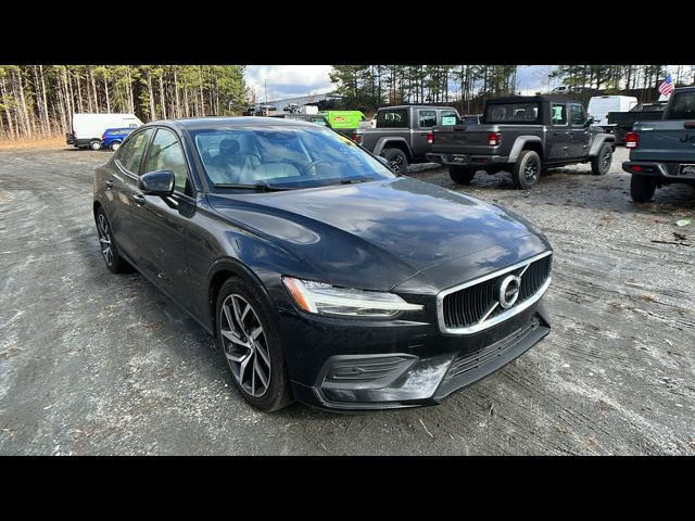 2020 Volvo S60 Momentum